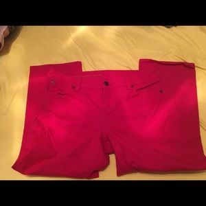 Red Talbots Sz 10p capris stretch demin